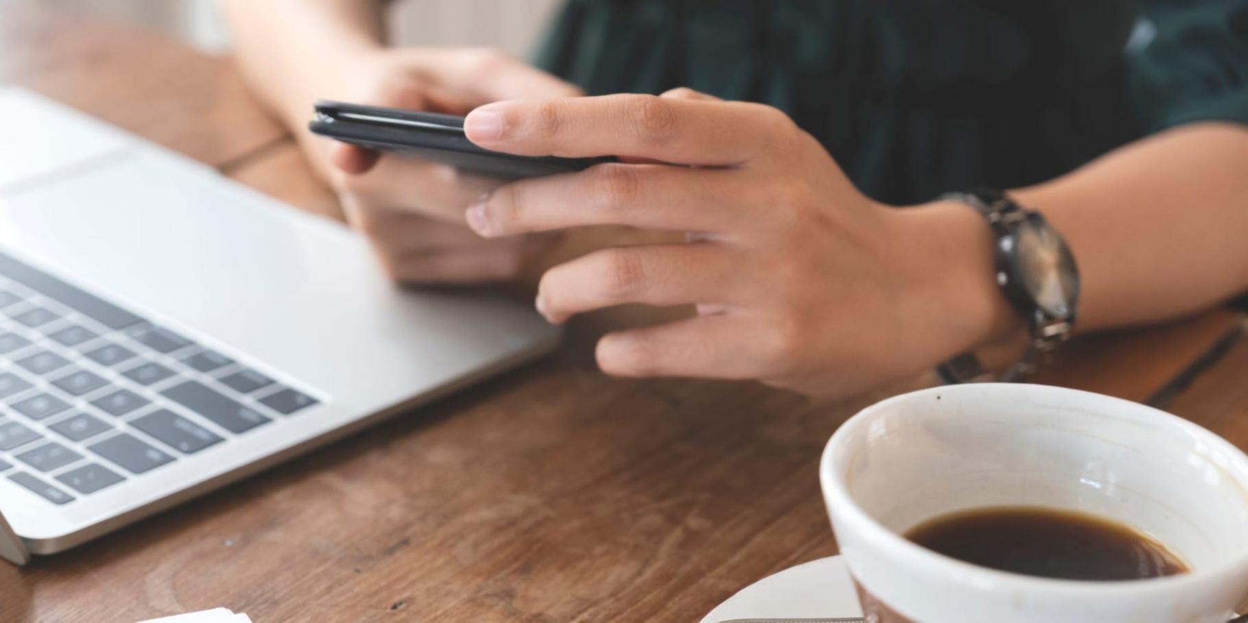 Sesiune interactivă de învățare SEO cu instrumente practice