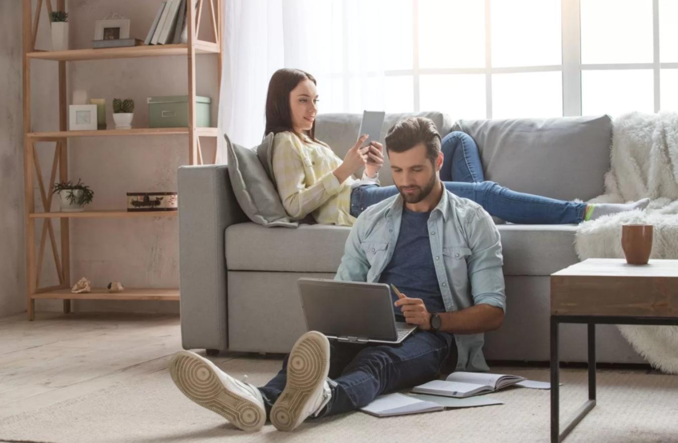 Suport prin email pentru studenți